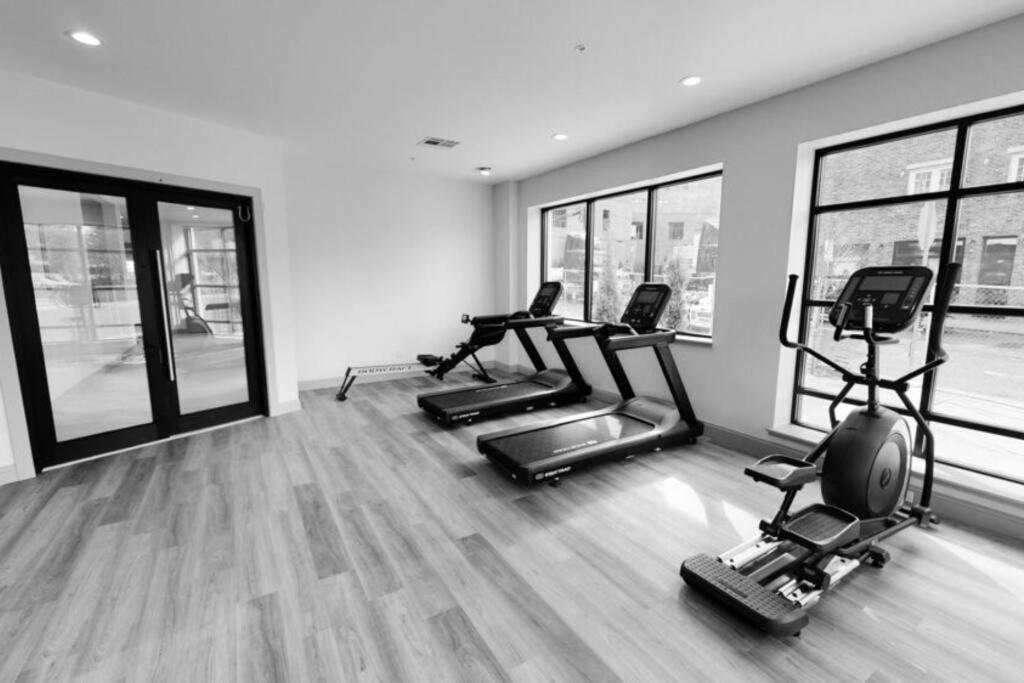 ניוארק Beautiful 2Br Apt/Ewr Airport/King /Free Parking מראה חיצוני תמונה